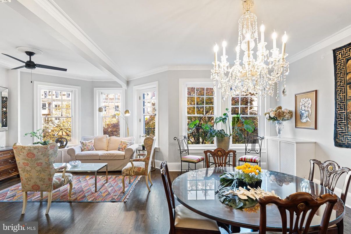 Chandelier, Dining room, Interior, Living room, Wood Texture Flooring