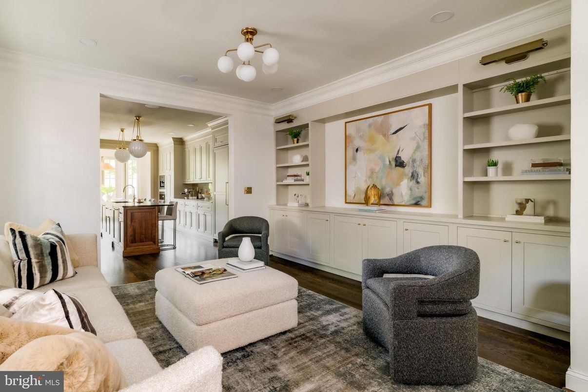 Interior, Living room, Pendant Lights, Recessed Lighting, Wood Texture Flooring