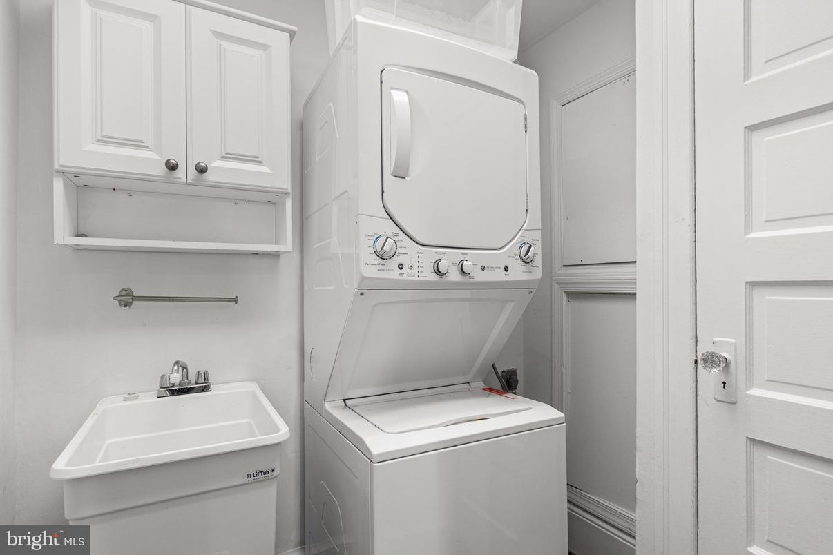 Interior, Utility Closets, Washer