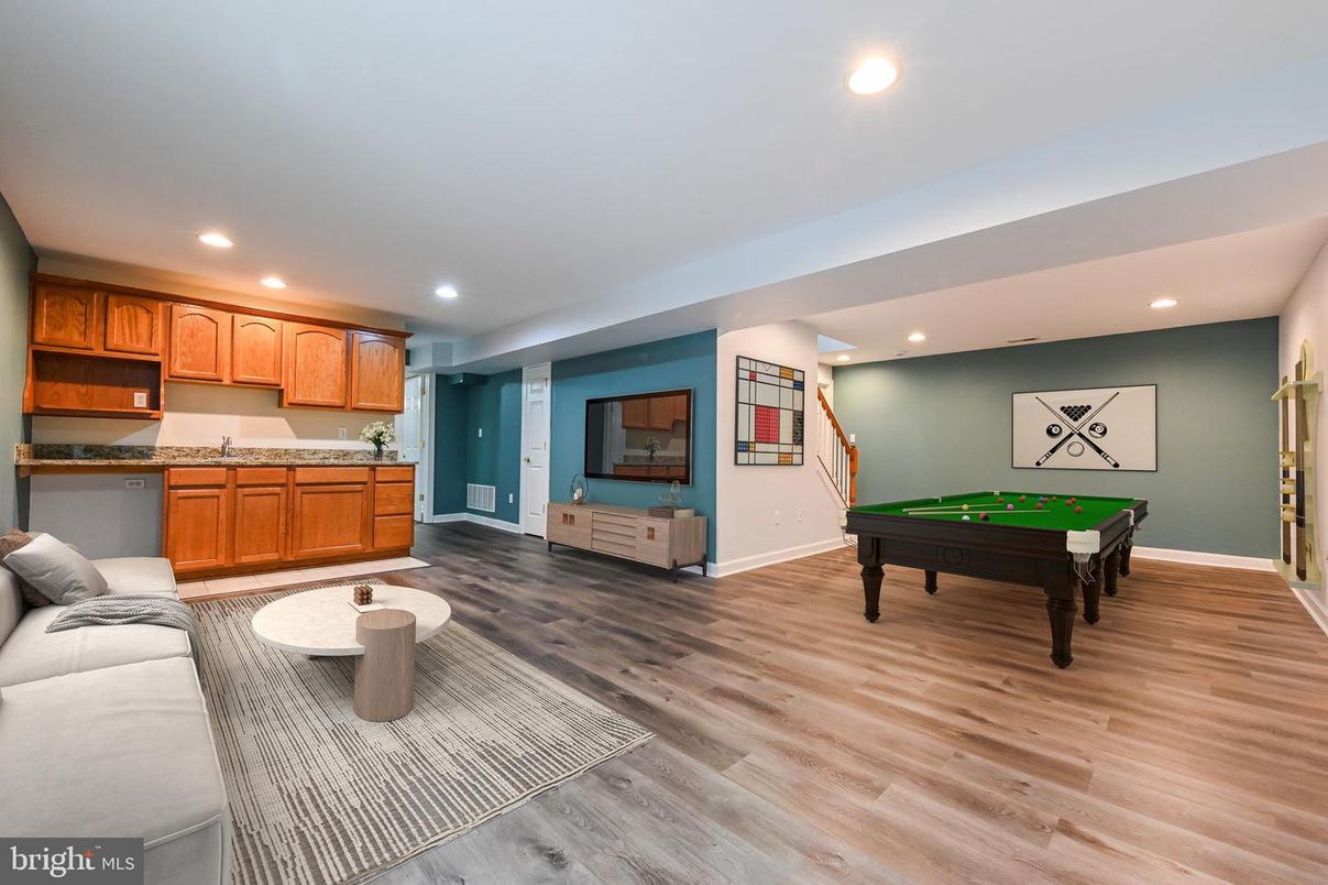 Billiard Table, Game Room, Interior, Recessed Lighting, Wood Texture Flooring