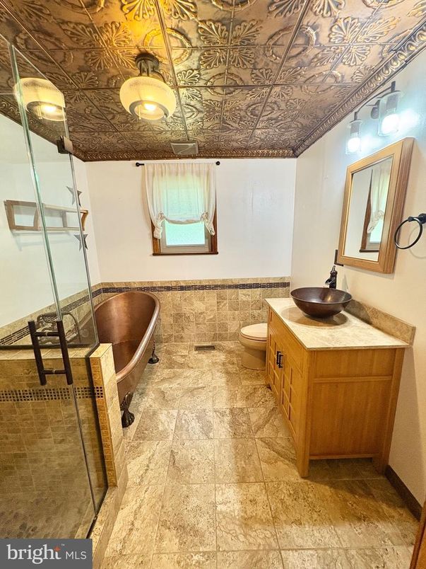 Bathroom, Dual Sink Vanities, Glass Shower, Interior