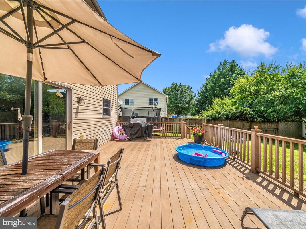 Exterior, Hot Tub, Pool