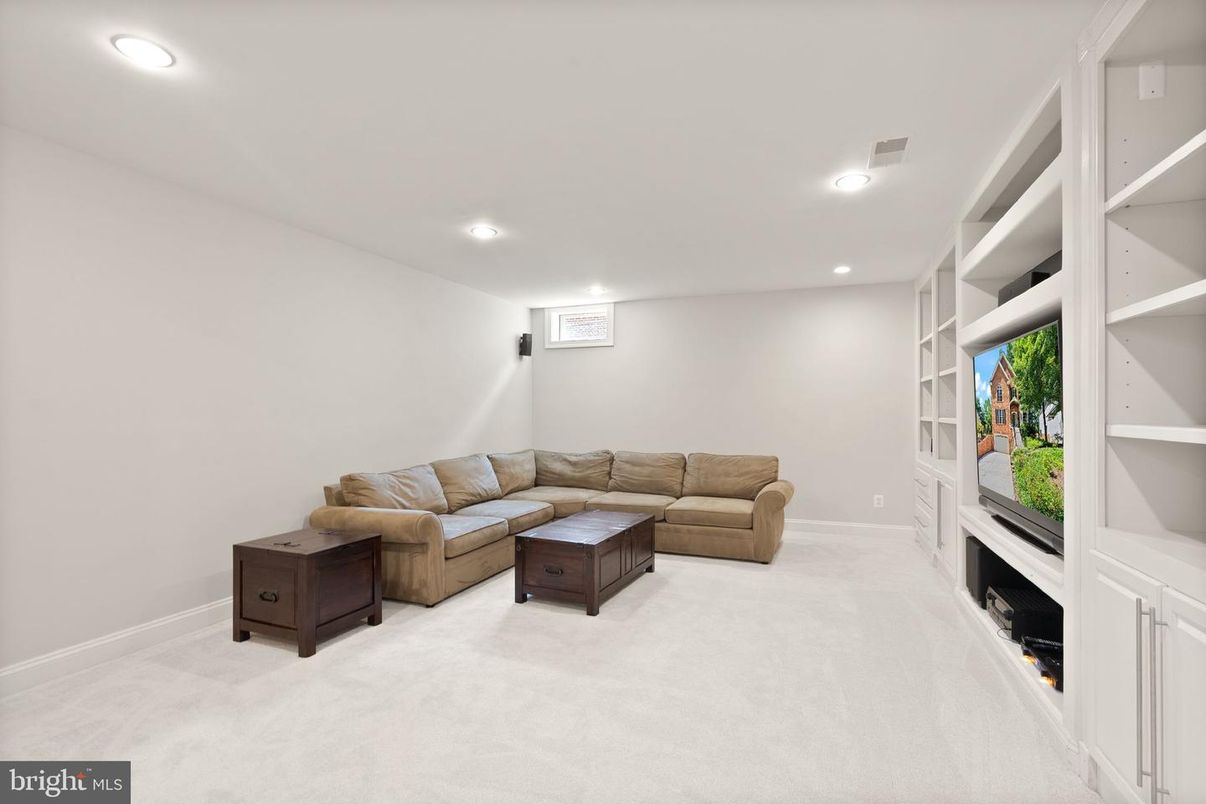 Interior, Living room, Recessed Lighting