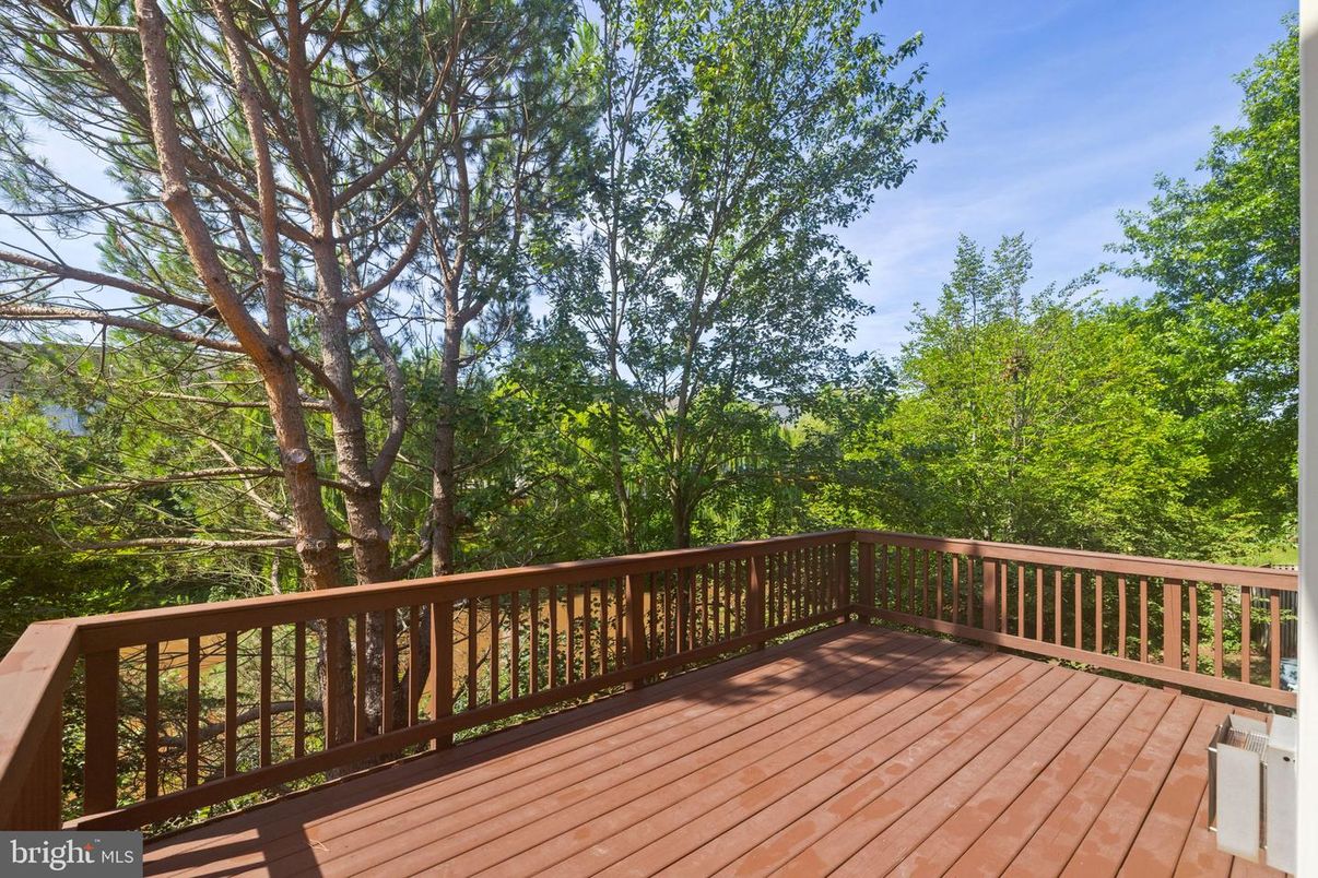 Exterior, Wood Texture Flooring