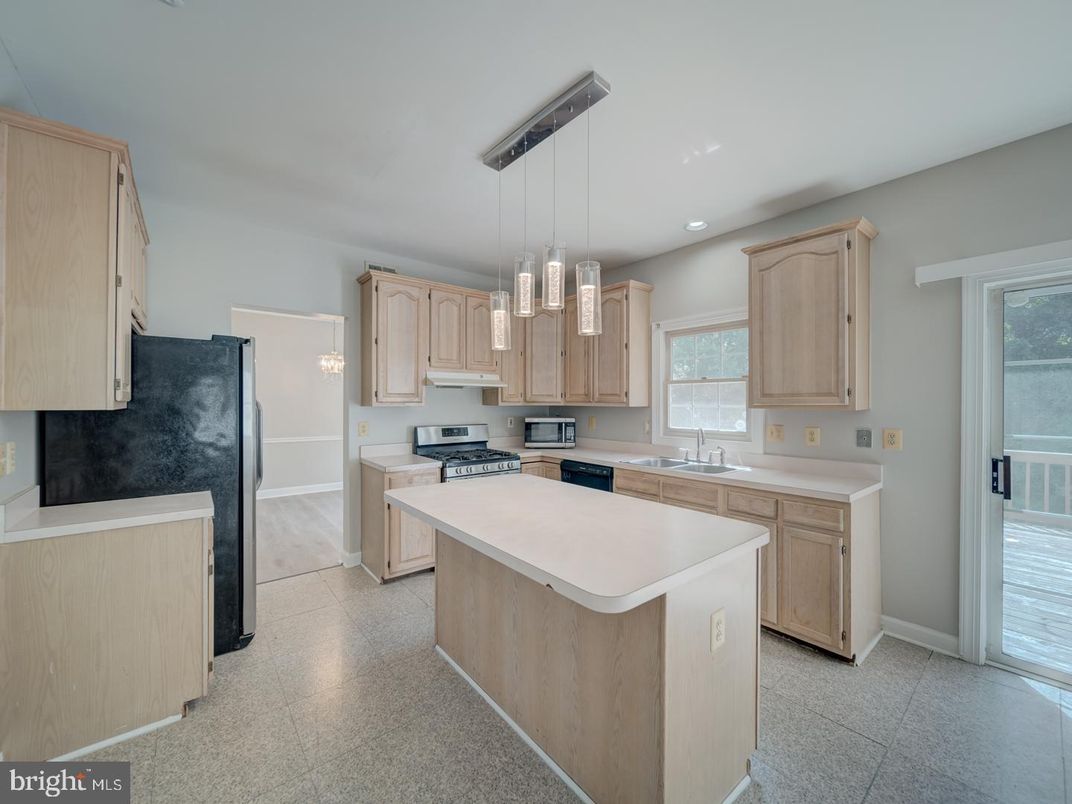 Interior, Kitchen, Pendant Lights, Recessed Lighting
