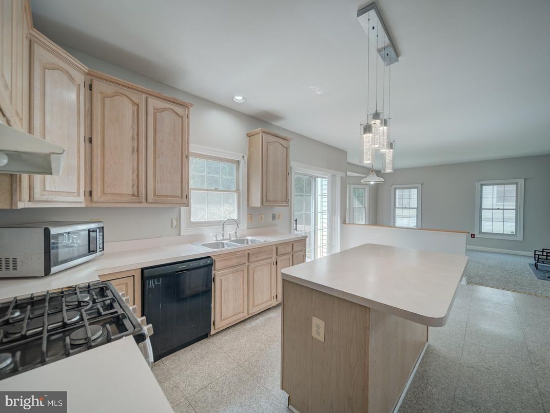 Interior, Kitchen, Pendant Lights, Recessed Lighting