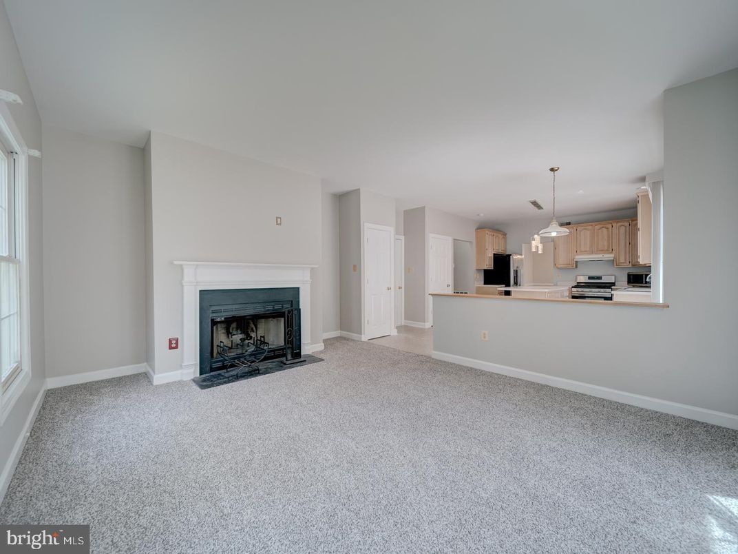 Empty room, Fireplace, Interior, Kitchen, Pendant Lights