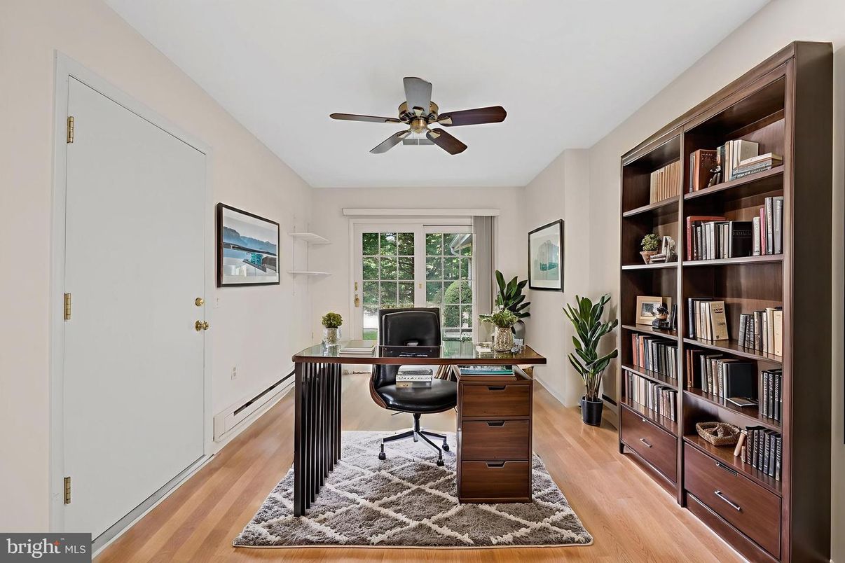 Home Office, Interior, Wood Texture Flooring