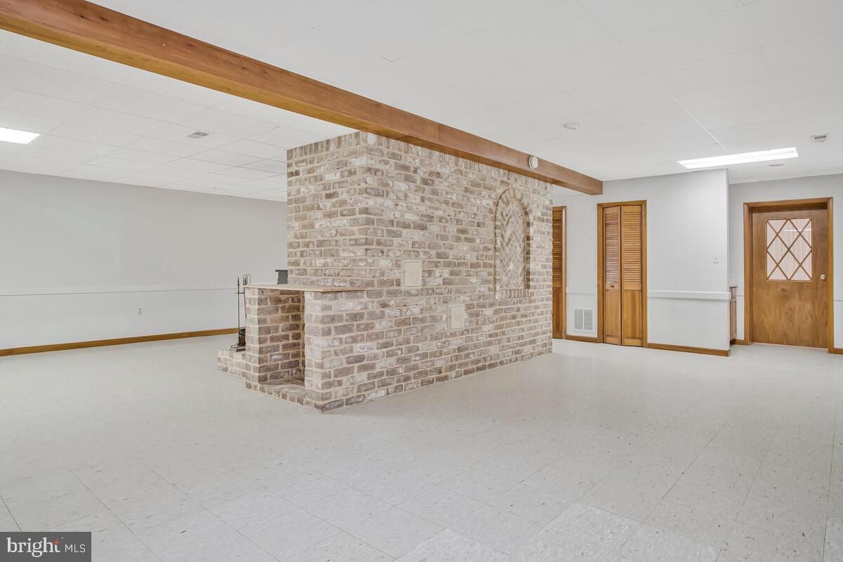 Empty room, Interior, Recessed Lighting, Stone Walls, Wooden Beams