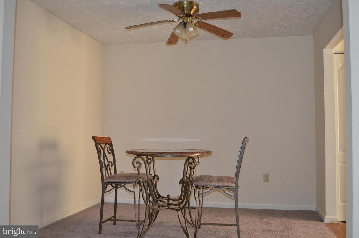 Dining room, Interior
