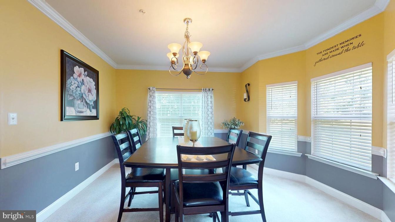 Chandelier, Dining room, Interior