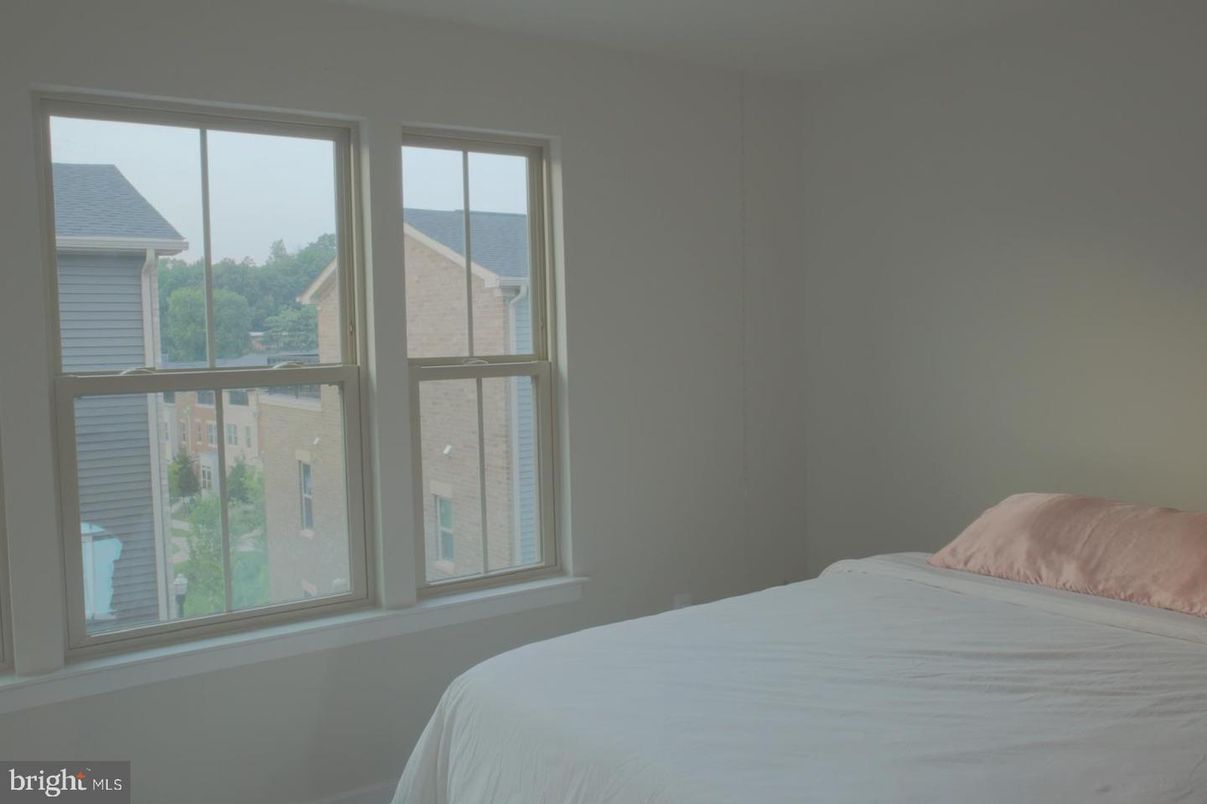 Bedroom, Interior, Water