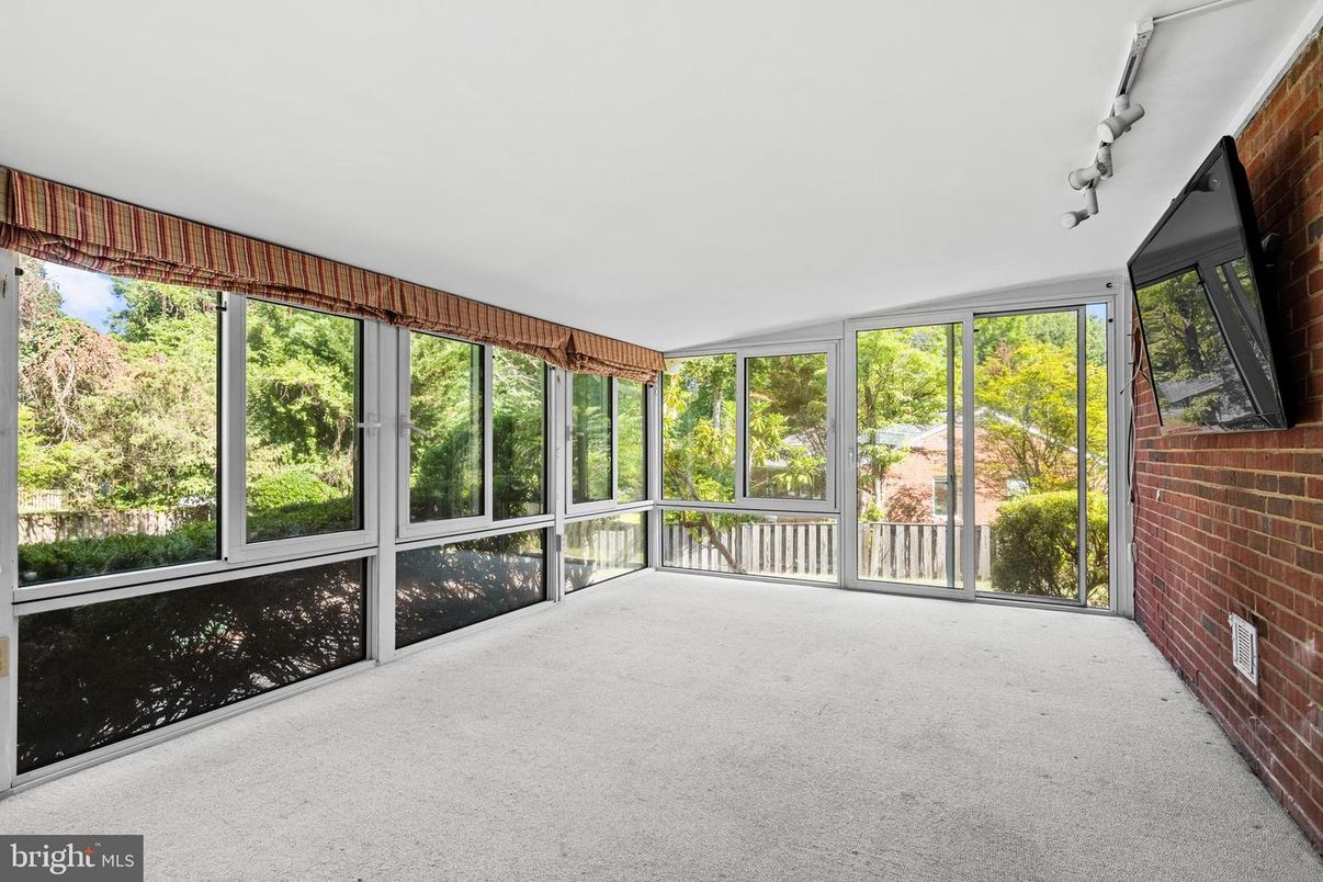 Interior, Stone Walls, Sun Room