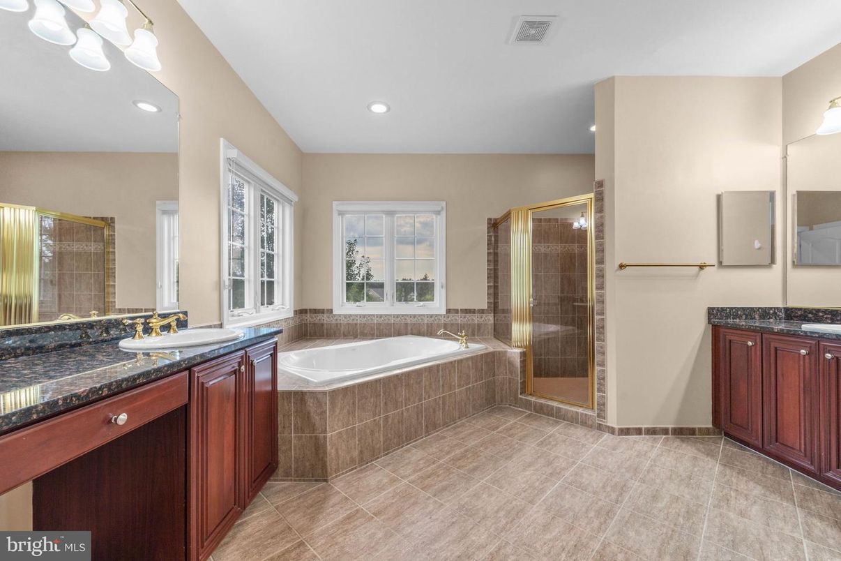 Bathroom, Dual Sink Vanities, Glass Shower, Interior, Recessed Lighting