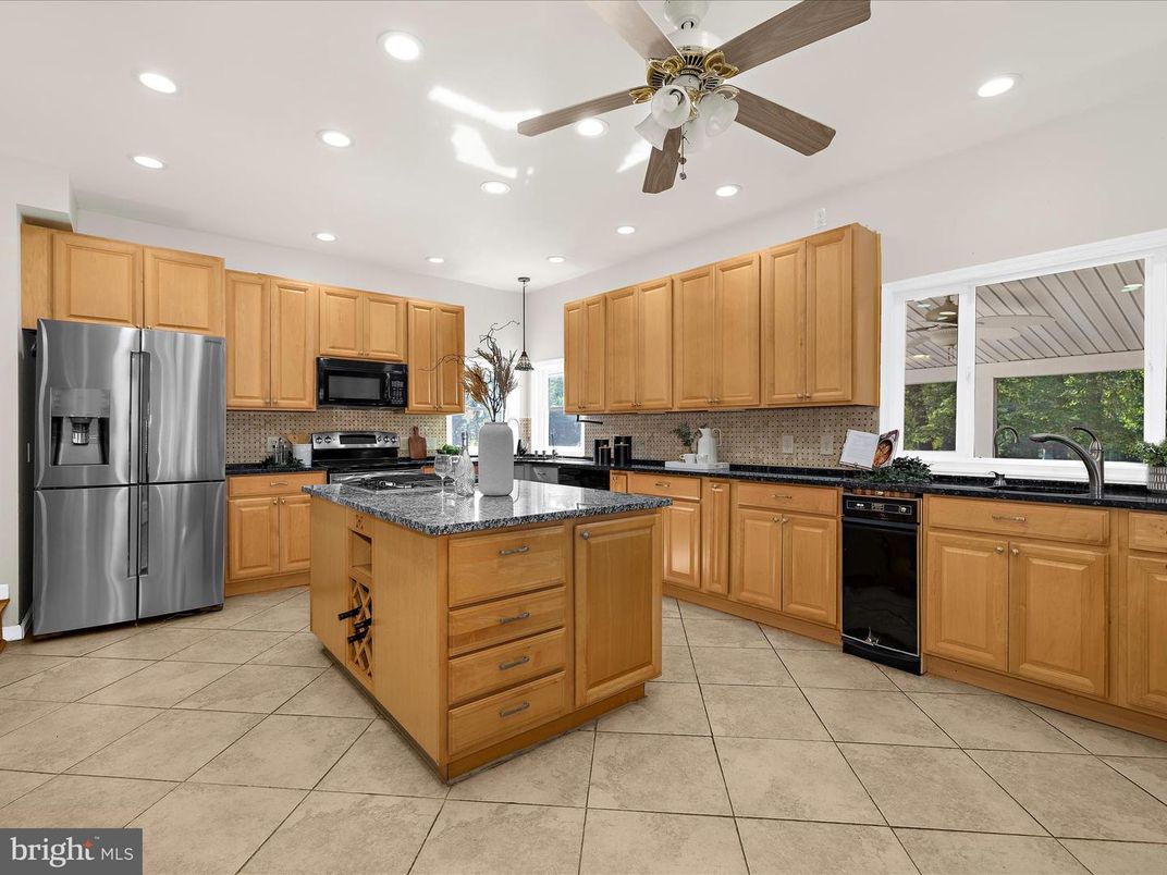 Interior, Kitchen, Recessed Lighting