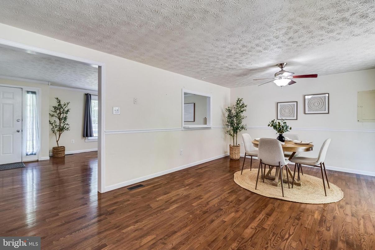 Dining room, Interior, Wood Texture Flooring