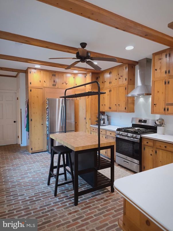 Interior, Kitchen, Recessed Lighting, Stainless Steel Appliances, Wooden Beams