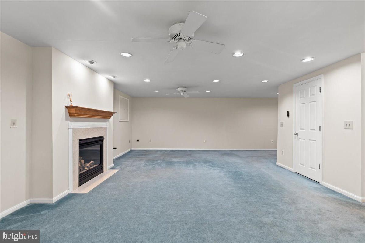 Empty room, Fireplace, Interior, Recessed Lighting
