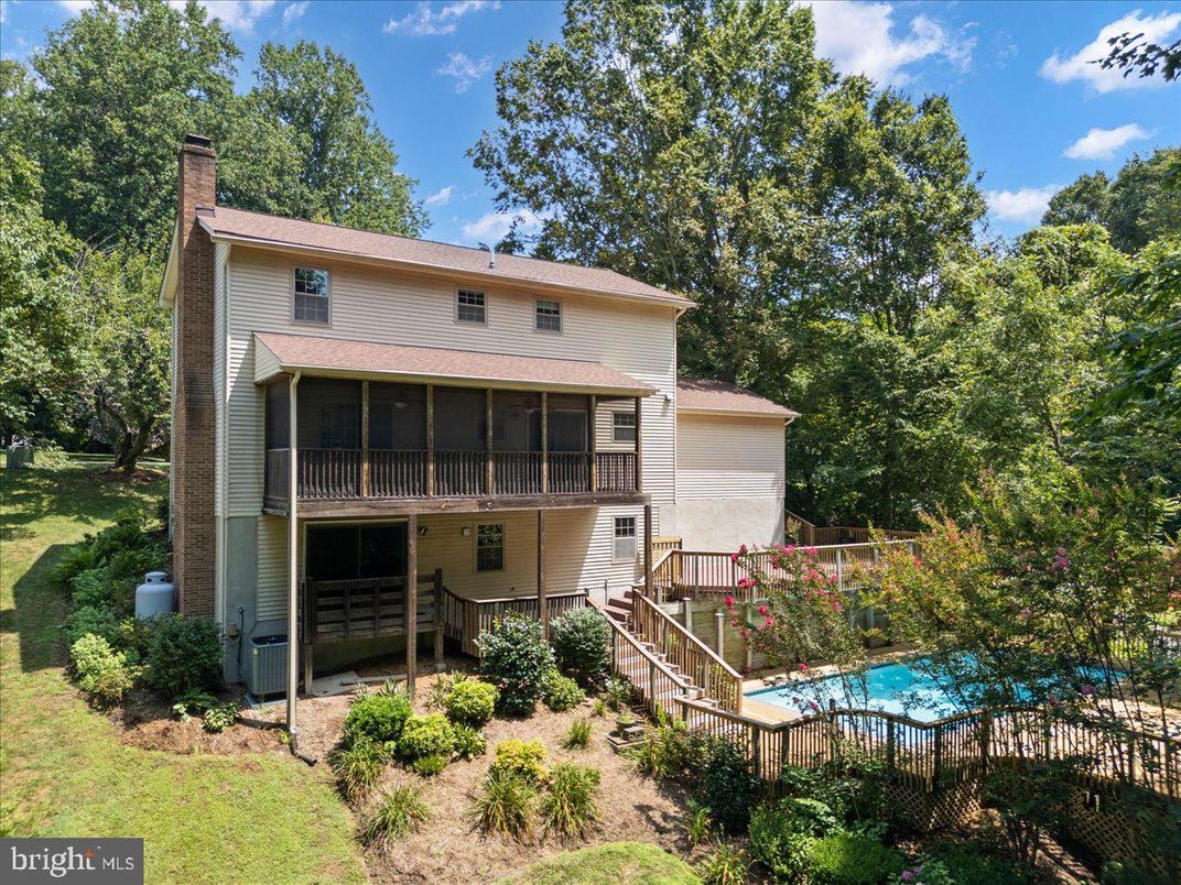 Backyard, Exterior, Pool
