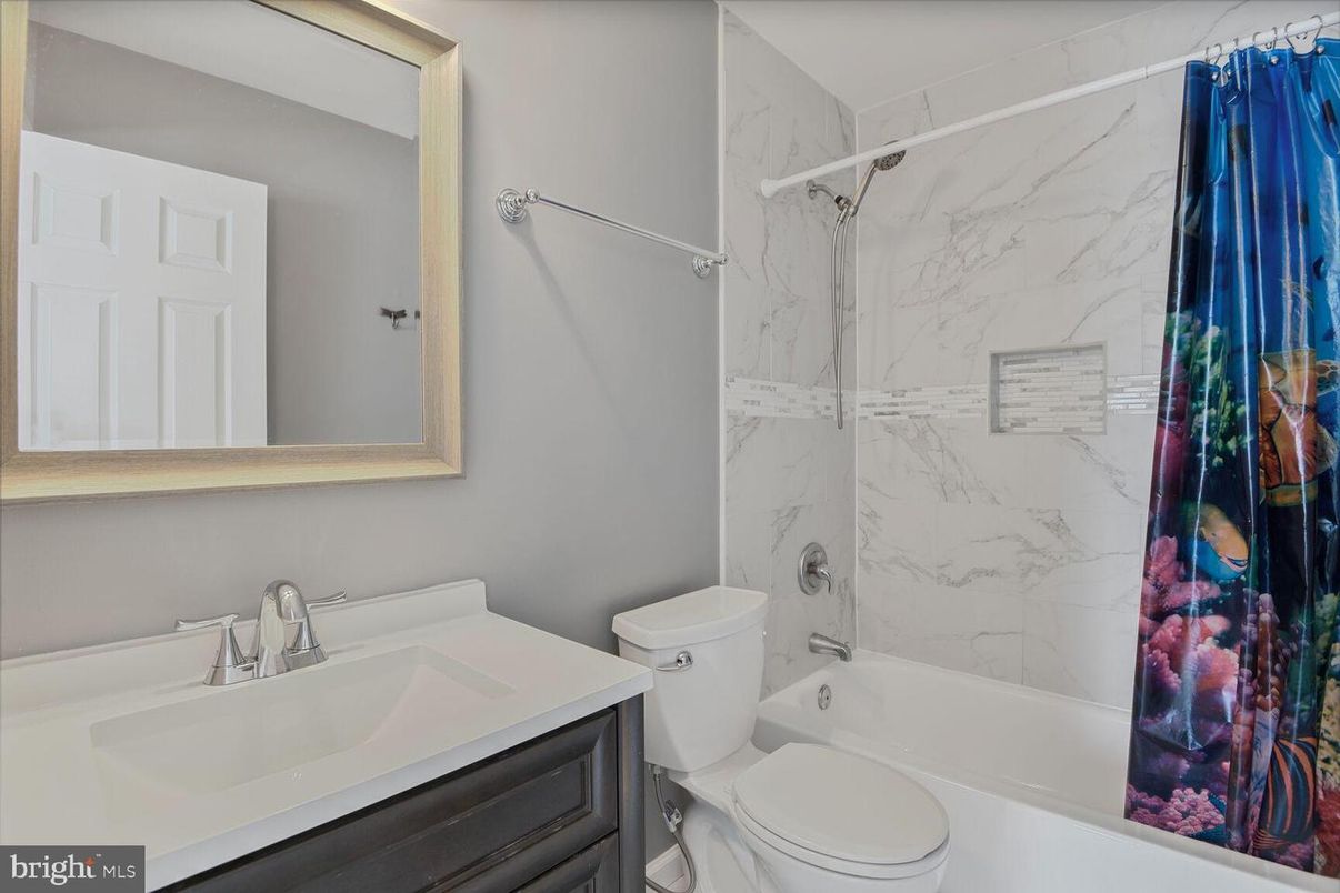 Bathroom, Interior, Marble Walls