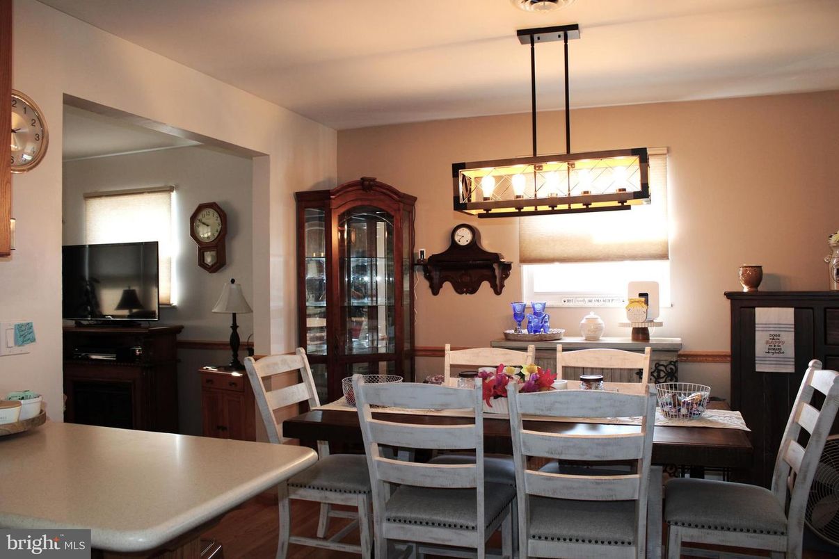 Dining room, Interior, Pendant Lights