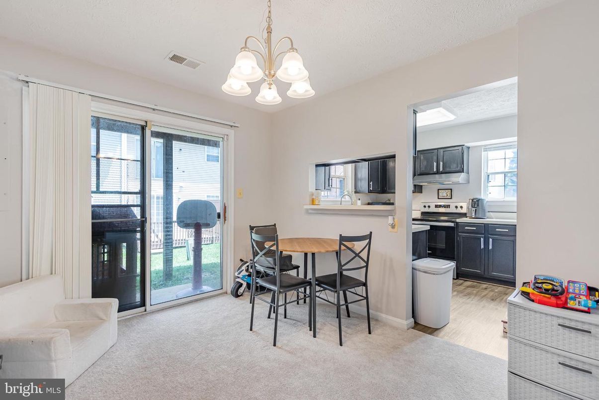 Chandelier, Dining room, Interior, Kitchen