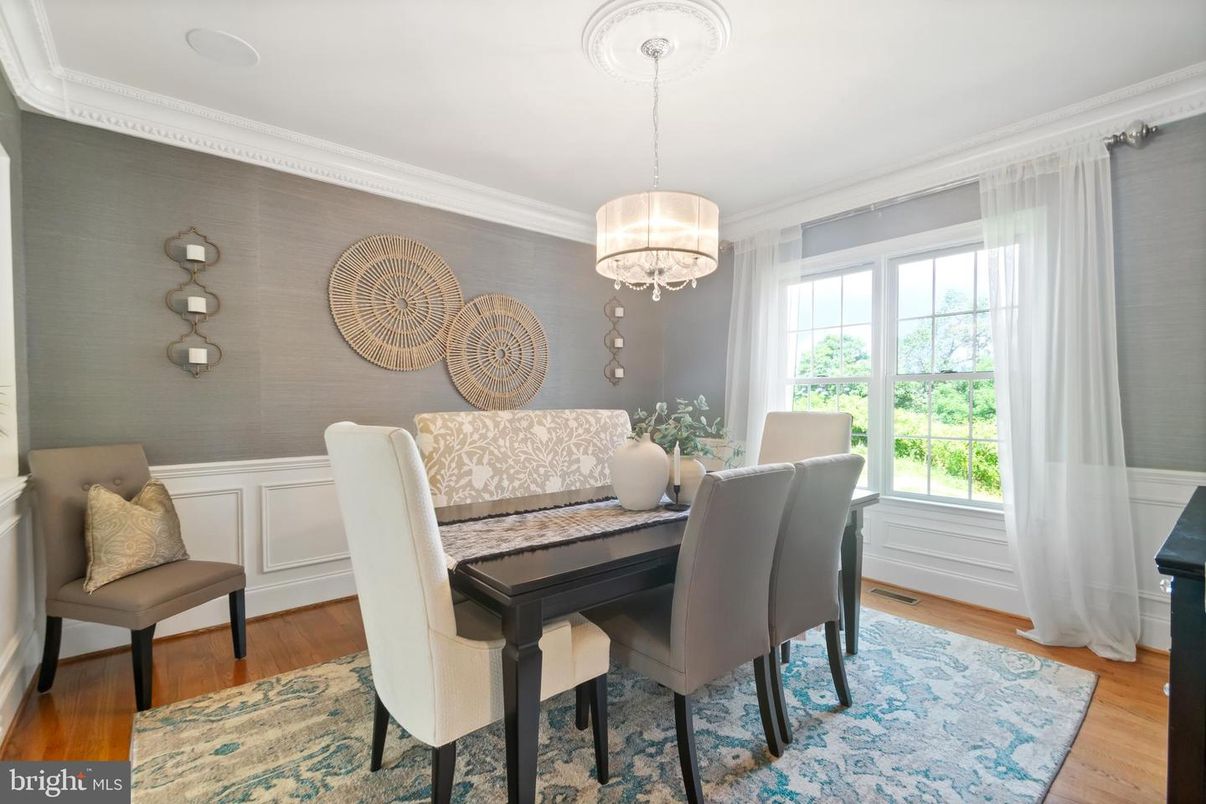 Chandelier, Dining room, Interior, Wood Texture Flooring