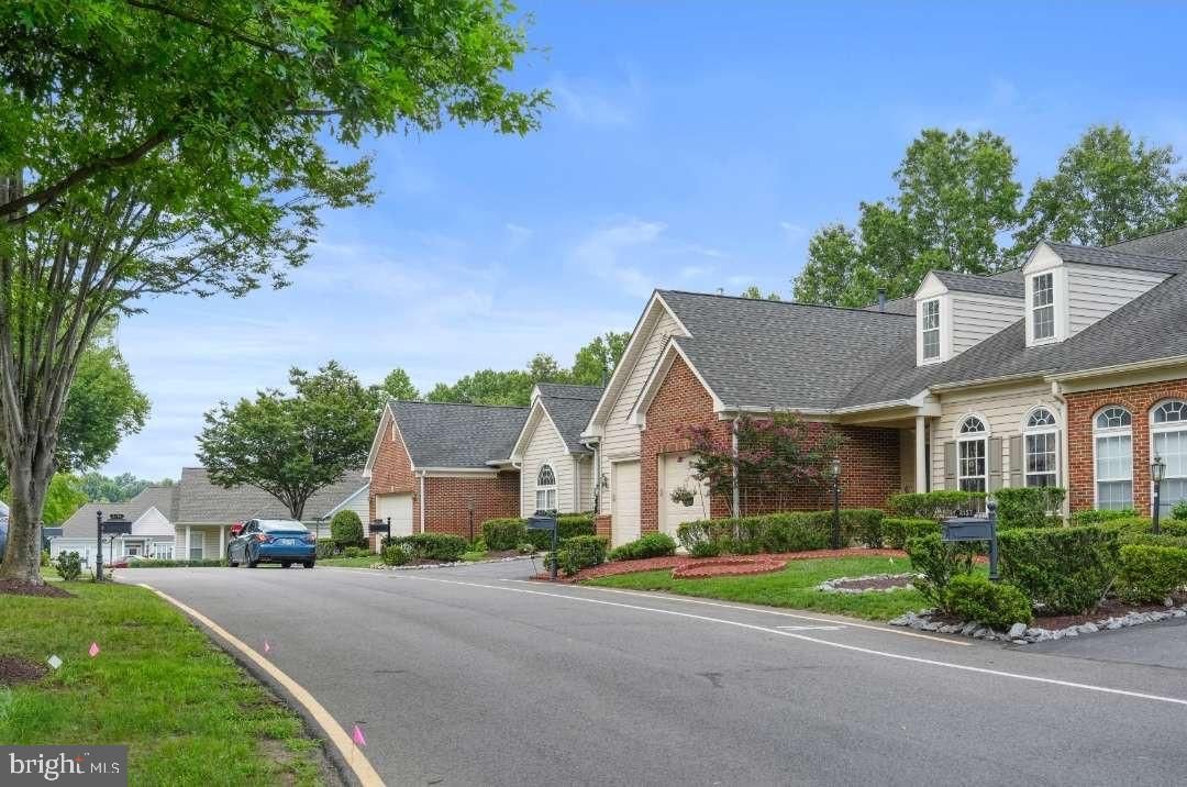 Attached, Exterior, Facade, Brick Facade, Cape Cod