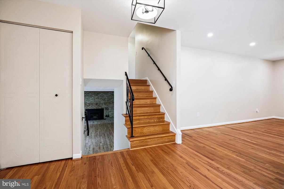Fireplace, Interior, Recessed Lighting, Wood Texture Flooring