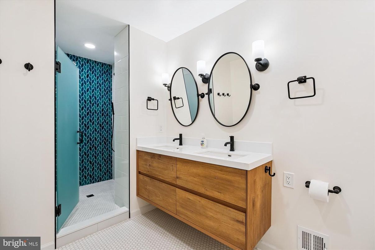 Bathroom, Dual Sink Vanities, Glass Shower, Interior, Recessed Lighting