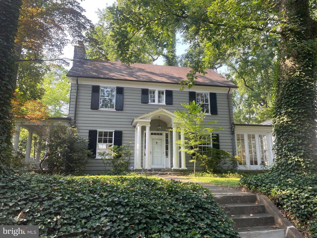 Exterior, Facade, Georgian