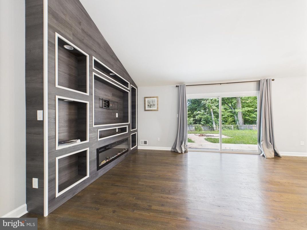 Empty room, Fireplace, Interior, Wood Texture Flooring