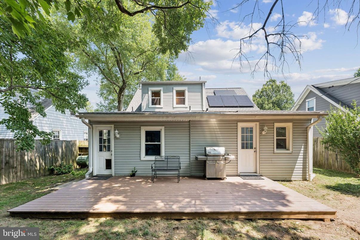 Exterior, Solar Panels