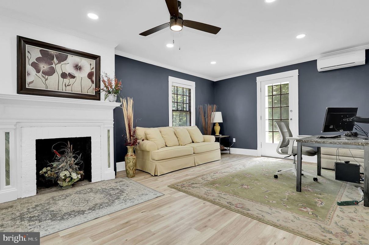 Fireplace, Home Office, Interior, Recessed Lighting, Wood Texture Flooring
