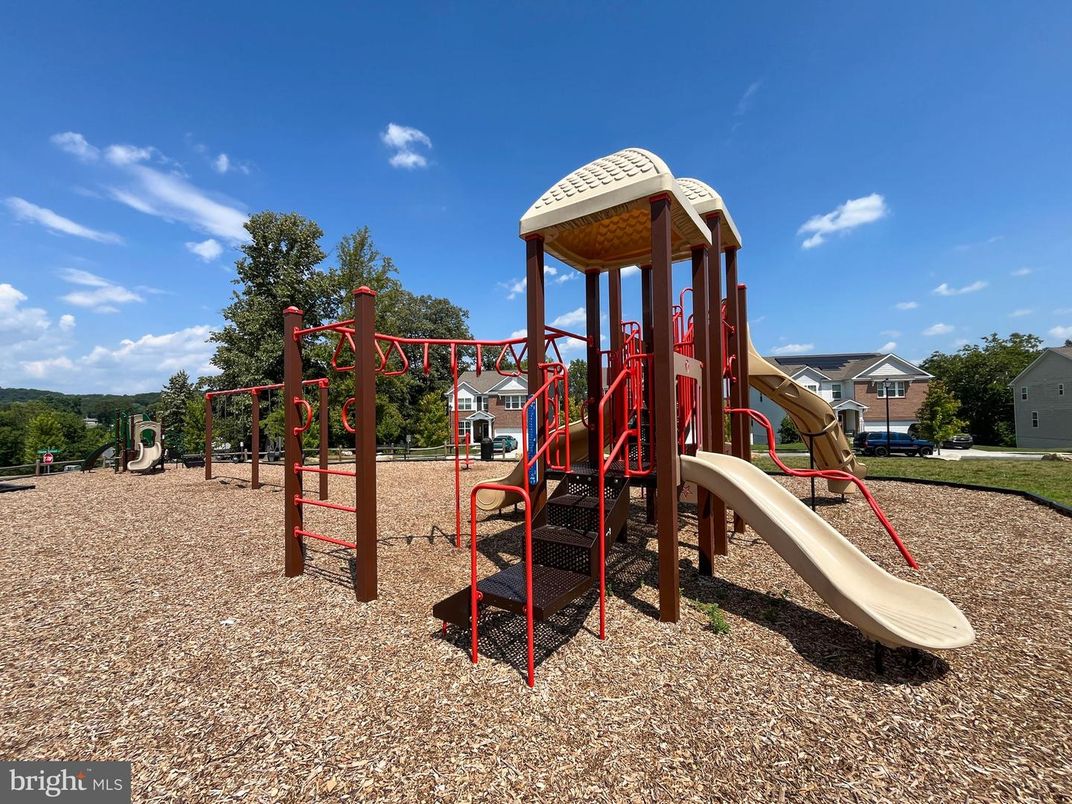 Backyard, Exterior, Playground