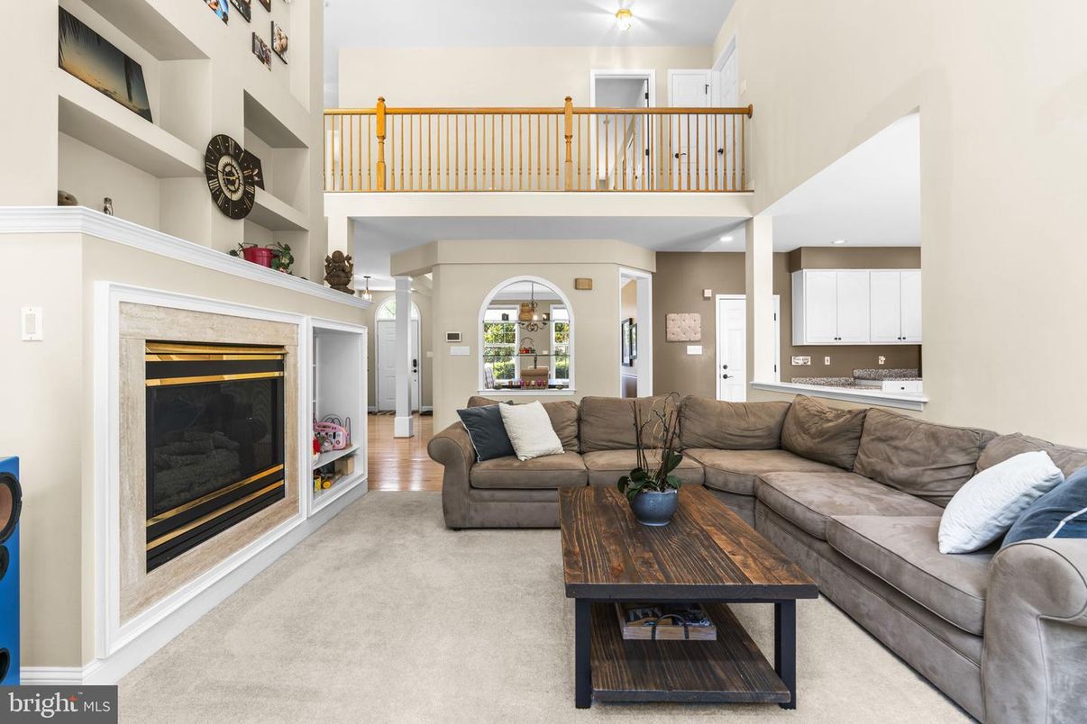 Fireplace, Interior, Living room