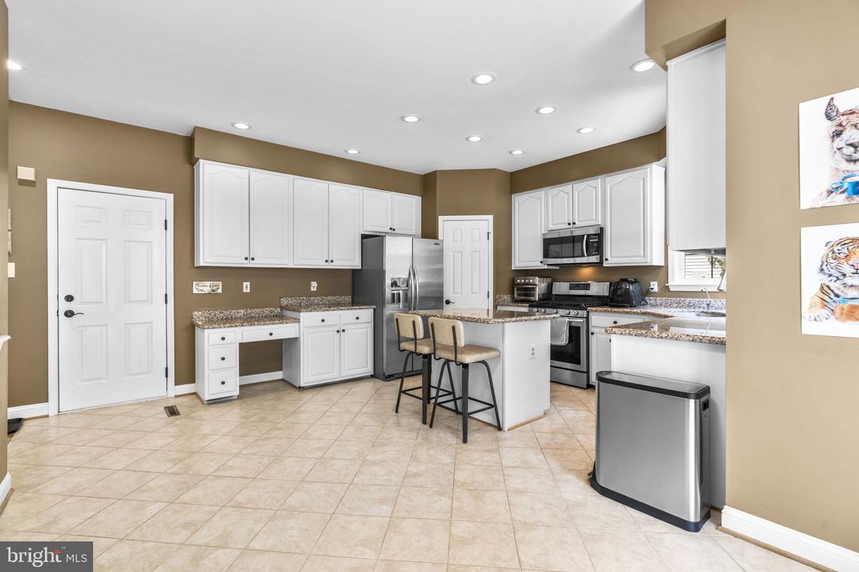 Interior, Kitchen, Recessed Lighting
