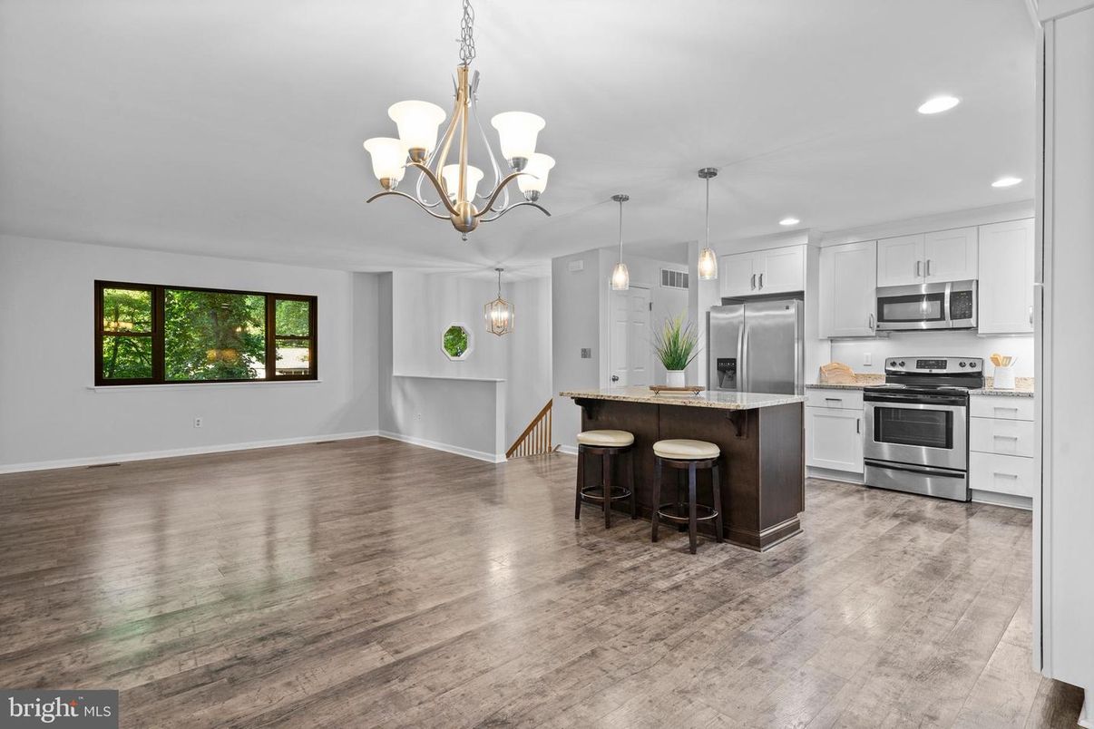 Chandelier, Interior, Kitchen, Pendant Lights, Recessed Lighting, Stainless Steel Appliances, Wood Texture Flooring