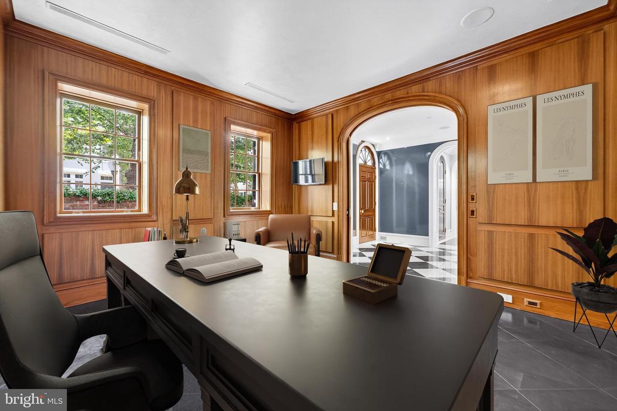Home Office, Interior, Recessed Lighting, Wooden Walls