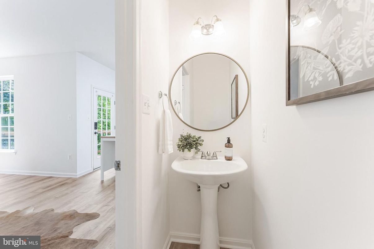 Bathroom, Interior, Wood Texture Flooring