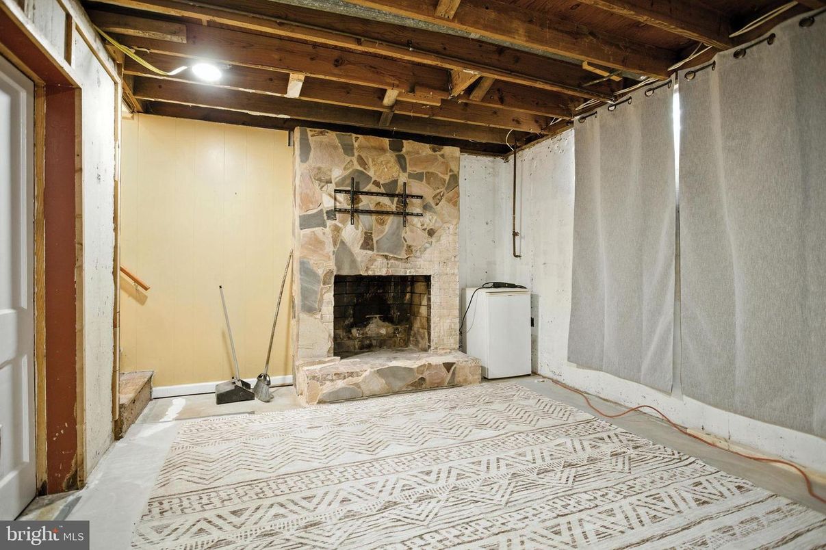 Empty room, Fireplace, Interior, Stone Walls, Wooden Beams, Wooden Ceilings
