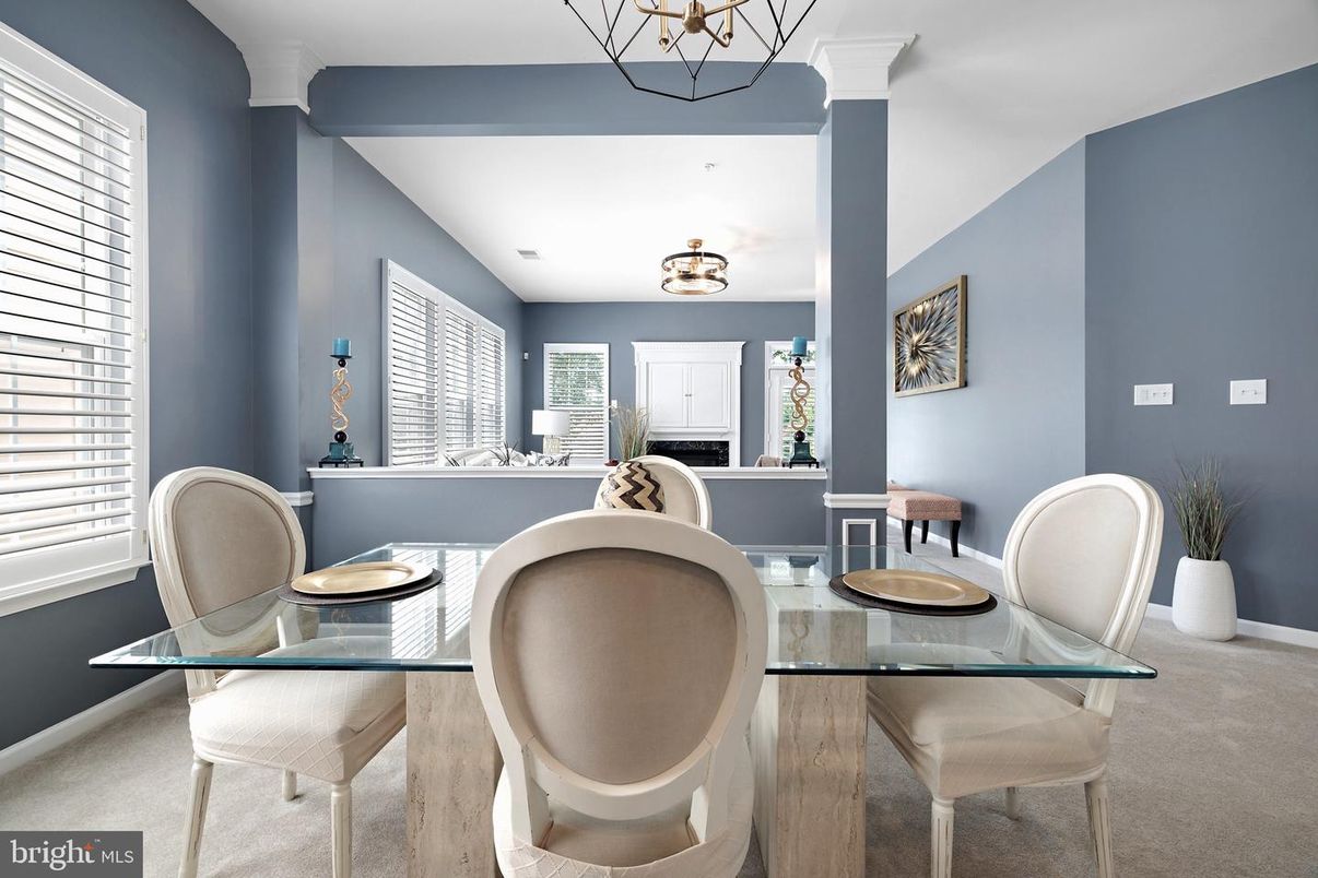 Dining room, Interior