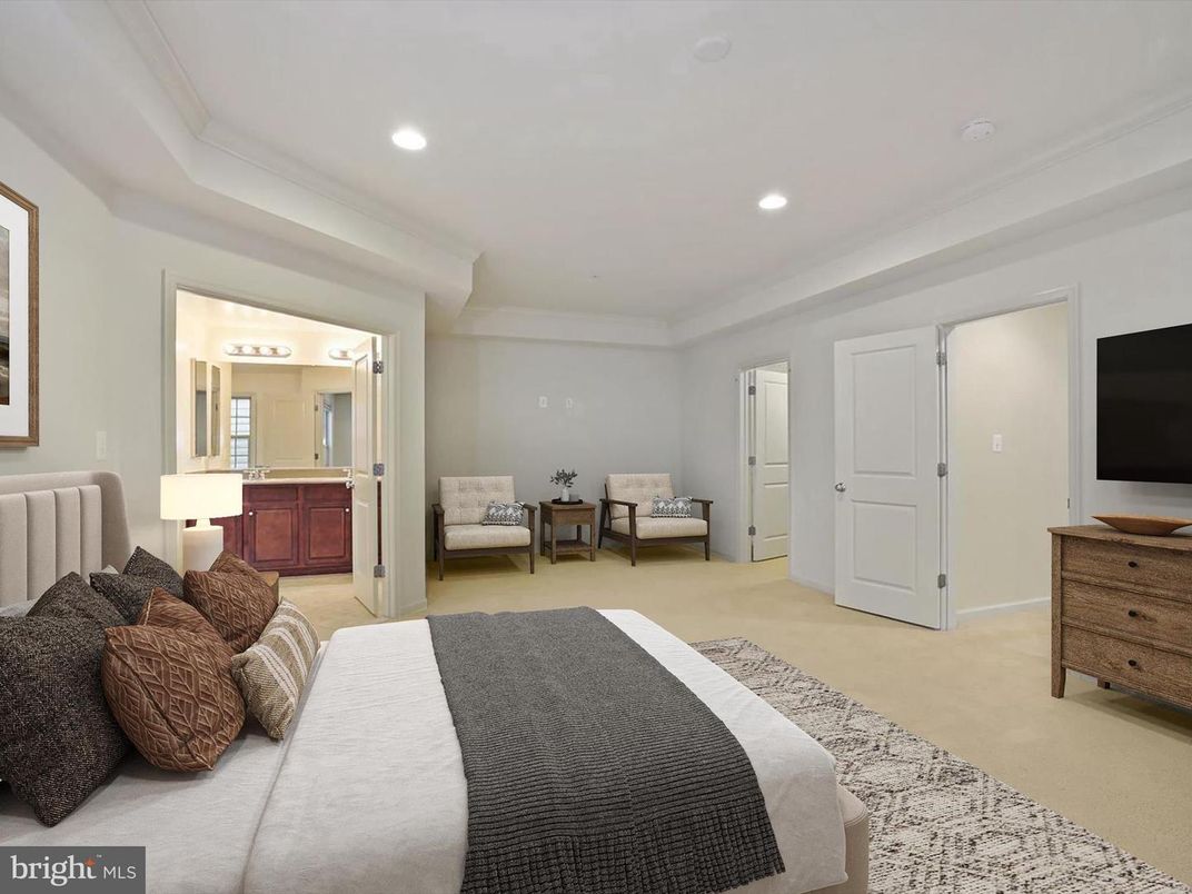Bedroom, Interior, Recessed Lighting