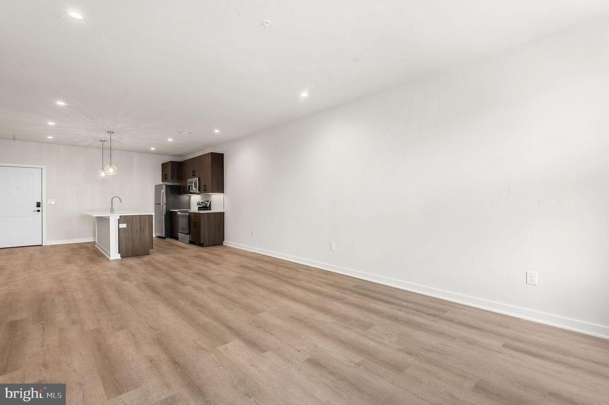 Empty room, Interior, Kitchen, Pendant Lights, Recessed Lighting, Wood Texture Flooring