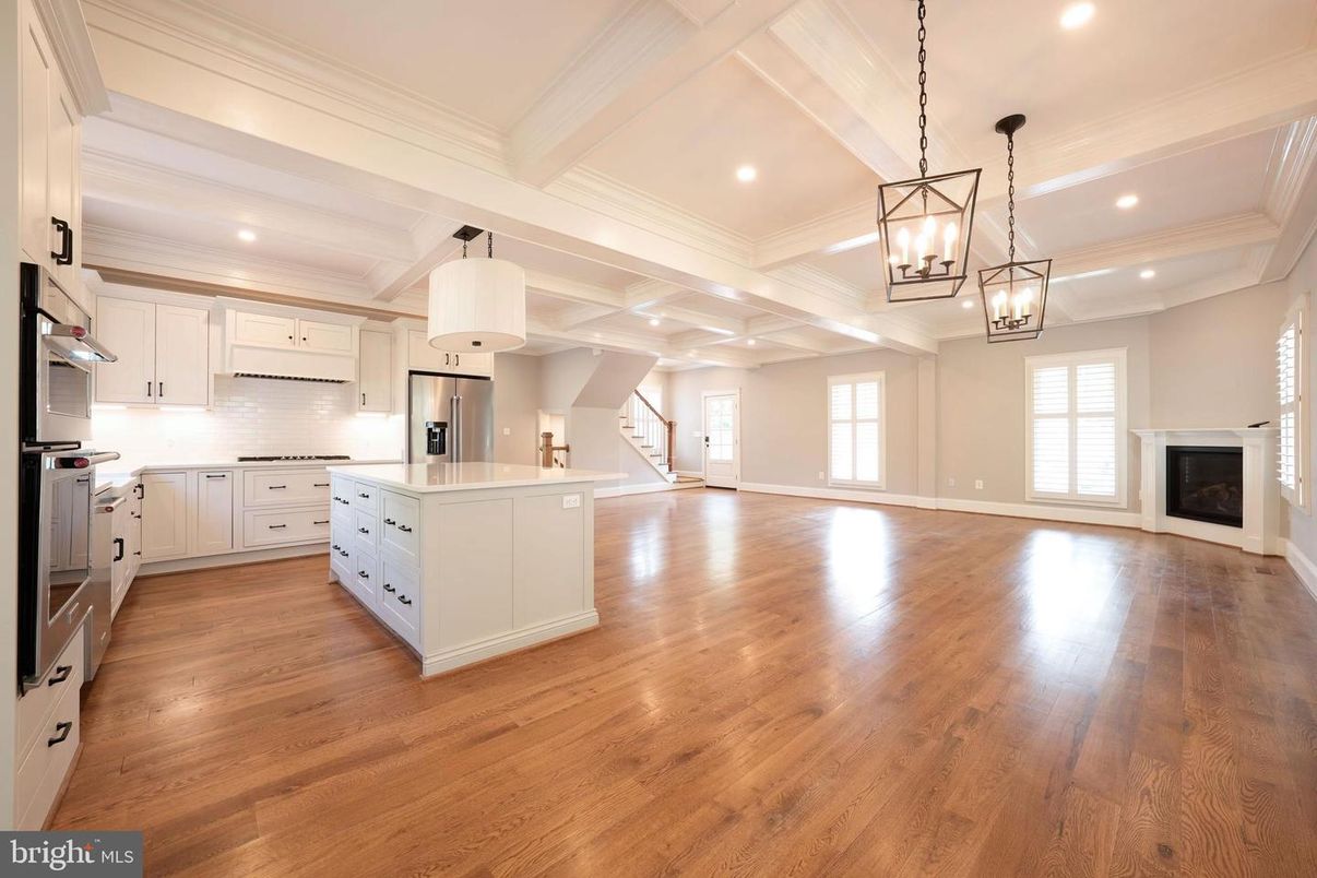Fireplace, Interior, Kitchen, Pendant Lights, Recessed Lighting, Stainless Steel Appliances, Wood Texture Flooring