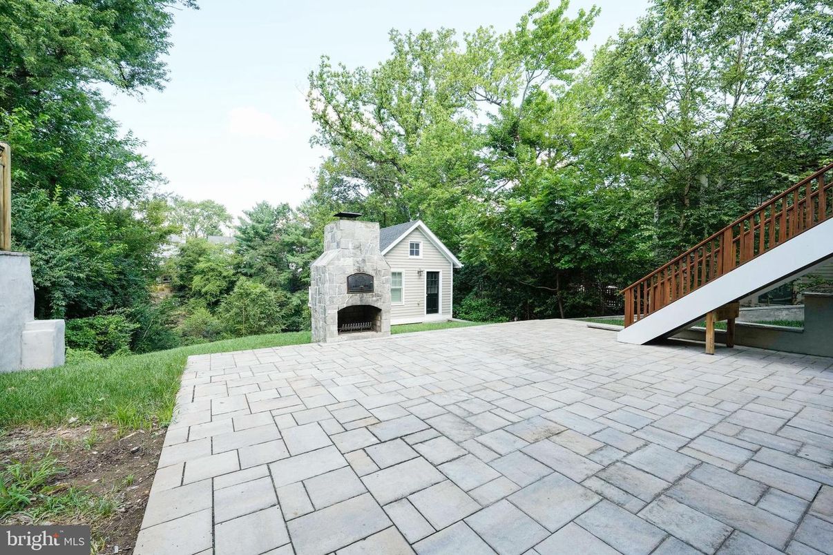 Backyard, Exterior, Fireplace