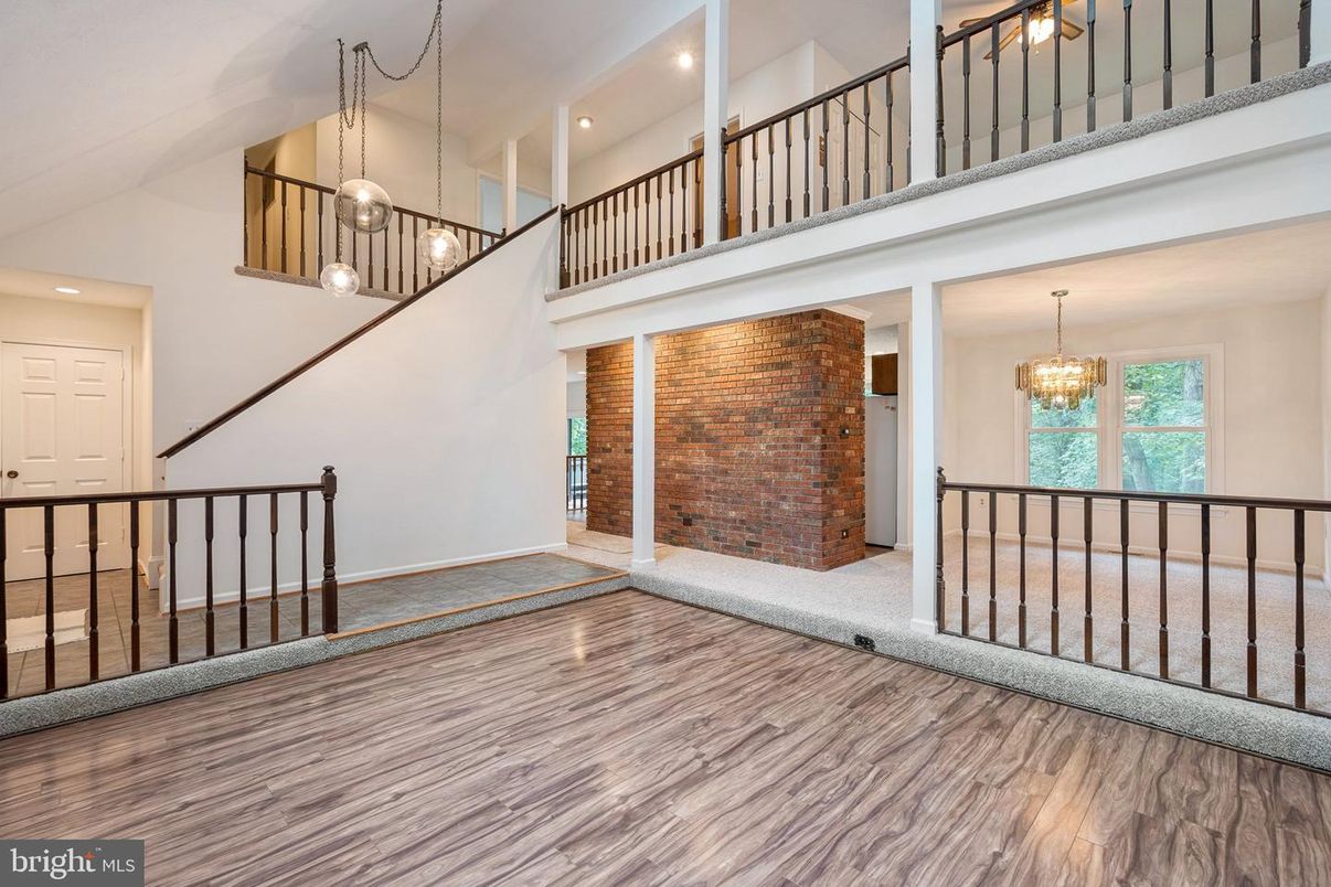 Chandelier, Interior, Pendant Lights, Recessed Lighting, Stone Walls, Wood Texture Flooring