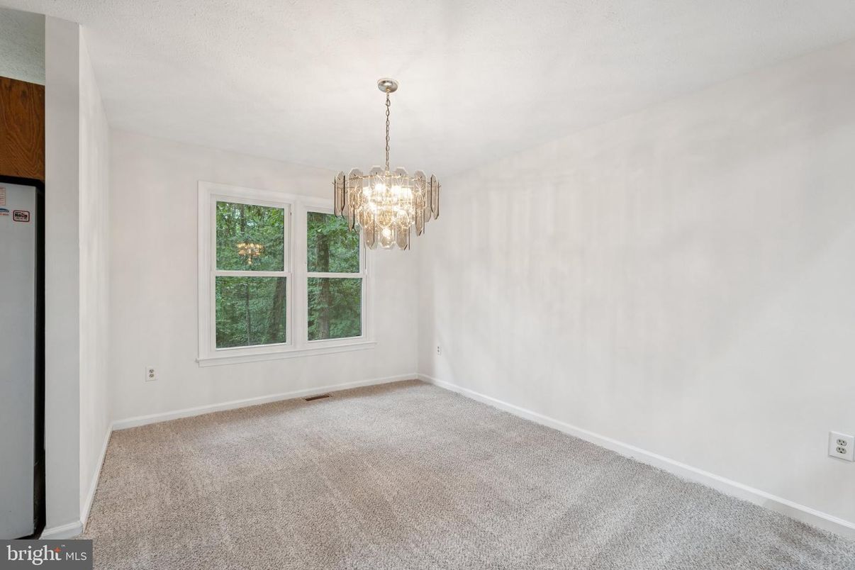 Chandelier, Empty room, Interior