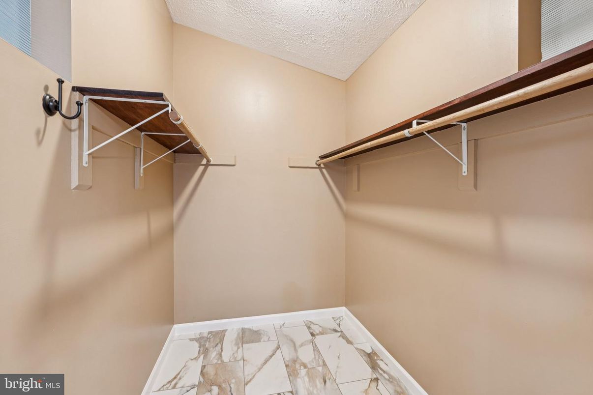 Interior, Marble, Walk-in Closets
