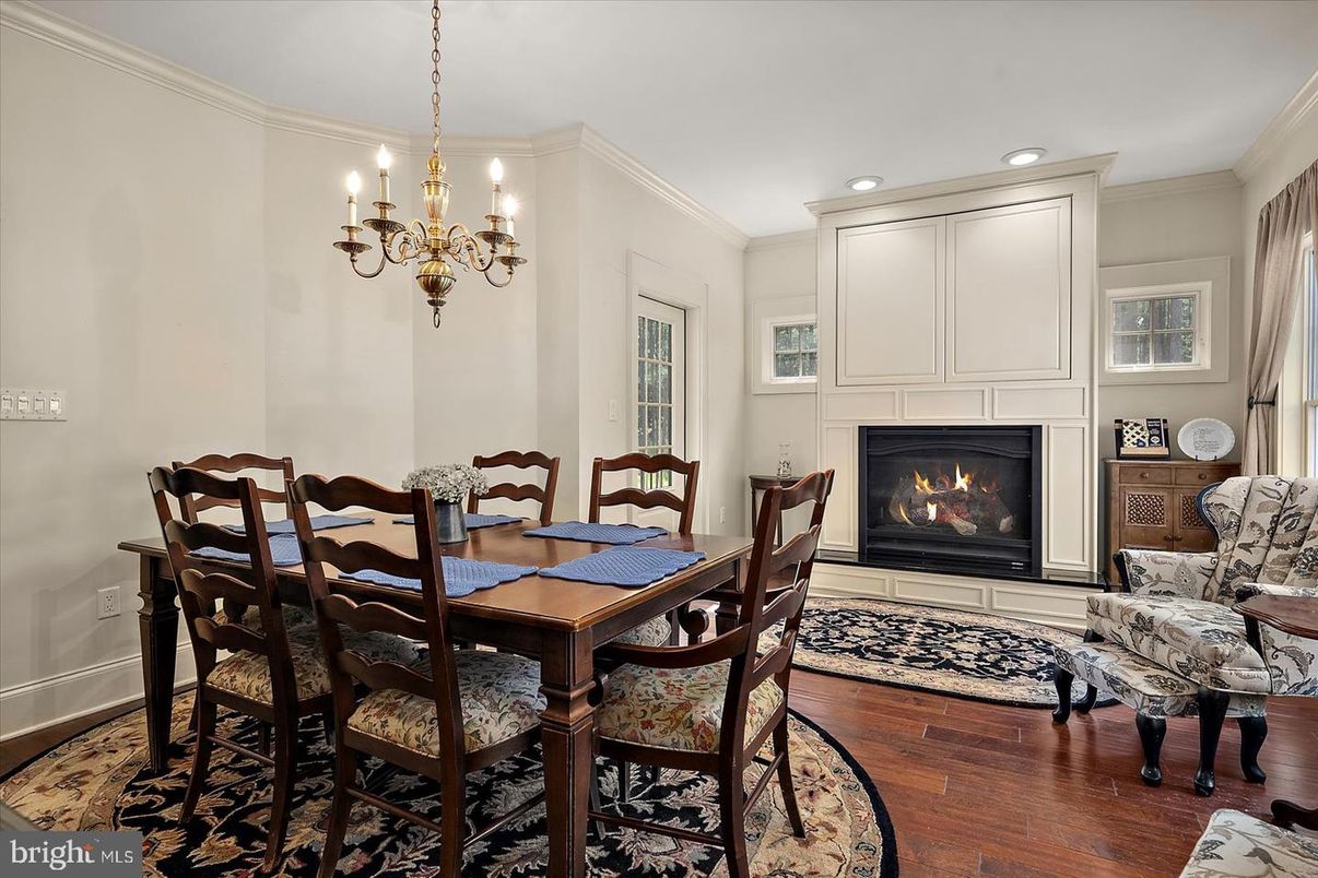 Chandelier, Dining room, Fireplace, Interior, Recessed Lighting, Wood Texture Flooring